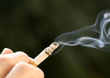 Mơ thấy thuốc lá đánh lô đề con gì?